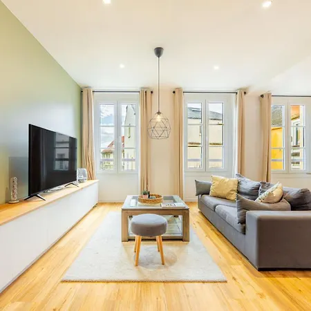 Le Perchoir / F2 De Standing Avec Ecran De Cinema Apartment